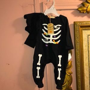Skeleton body suit